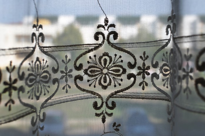 curtain 2